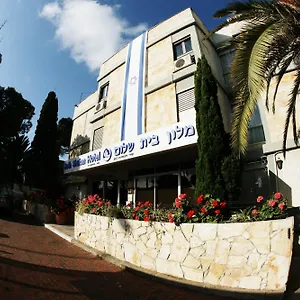 https://beth-shalom.gethaifahotels.com